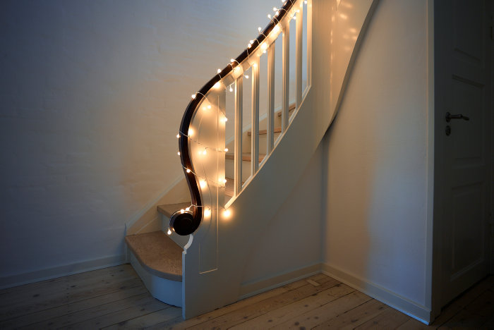 Lyskæde Basis m/snebolde 100 LED 9,9 meter